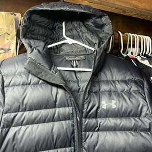 Under Armour Storm Down Jacket, Men’s Medium.